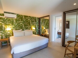 4 habitaciones, tabla de planchar con plancha, internet y ropa de cama 