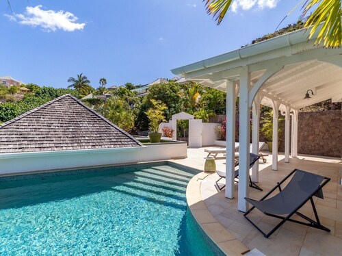 4 BDRM Caribbean Villa w Private Tennis Courts