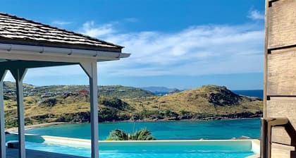 Peaceful 5 BDRM Villa w Stunning Views