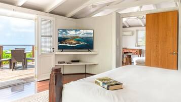 5 bedrooms, iron/ironing board, Internet, bed sheets