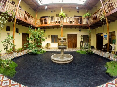 CASA BONITA 精品旅舍