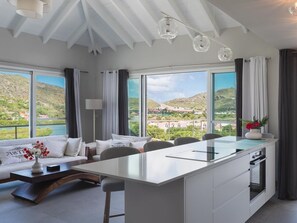 Interior - Elegant 3 BDRM Villa w Heated Pool (St-Jean)