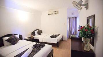 1 slaapkamer, een strijkplank/strijkijzer, wifi, beddengoed