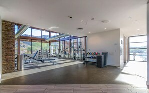 Fitness facility - Gorgeous South Mountain Home, King Bed & Amazing Amenities (Phoenix)