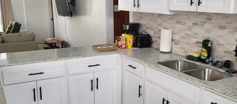 Beautiful home near Cultural Center, National Stadium, Movietown, Gift Land Mall