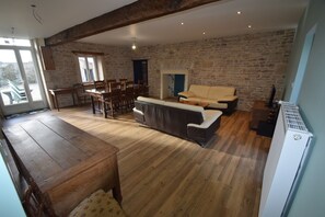 TV, stereo - Longère Poitevine 4 Personnes 2 Chambres (Chaunay)