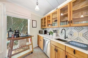 Immagine non classificata, 4 di 65, pulsante