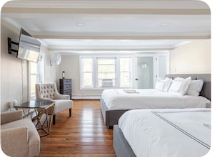 Room - Catskills Villa: Best for Gatherings Sleeps 30+
(Mountain Dale)
