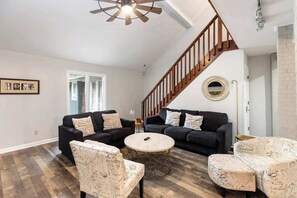 TV, fireplace, offices - Poolside Paradise in the Heart of Charlotte (Charlotte)