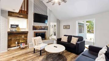 TV, fireplace, offices