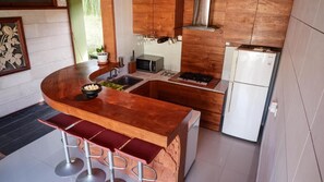 Interior detail - Segara Beach House Kuta (Kuta)