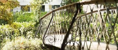 Overnatningsstedets område