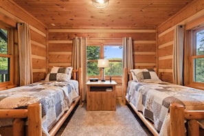 4 عدّة غرف نوم ومكتب ومكواة/لوح كي وواي فاي