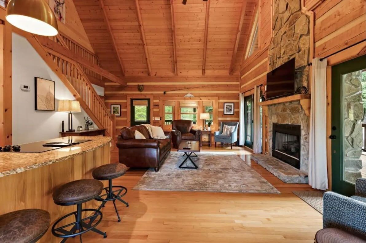 电视、壁炉、办公室