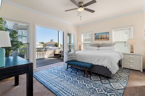 3 bedrooms, iron/ironing board, WiFi, bed sheets - 6 Min. Walk to Beach- Sleeps 10 - Pool - Balcony- Lagoon Views (Gulf Shores)