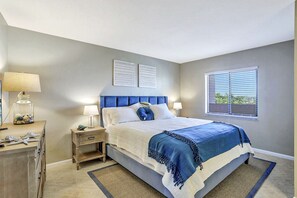 1 habitación, acceso a internet y ropa de cama