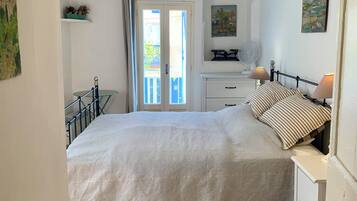 1 bedroom, iron/ironing board, WiFi