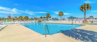 Sea Turtle Waits for you! With an Amazing location in the Oceanfront Resort.