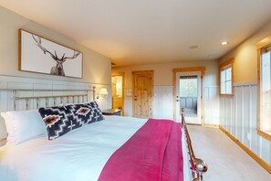 4 室のベッドルーム、アイロン / アイロン台、インターネット、ベッドシーツ