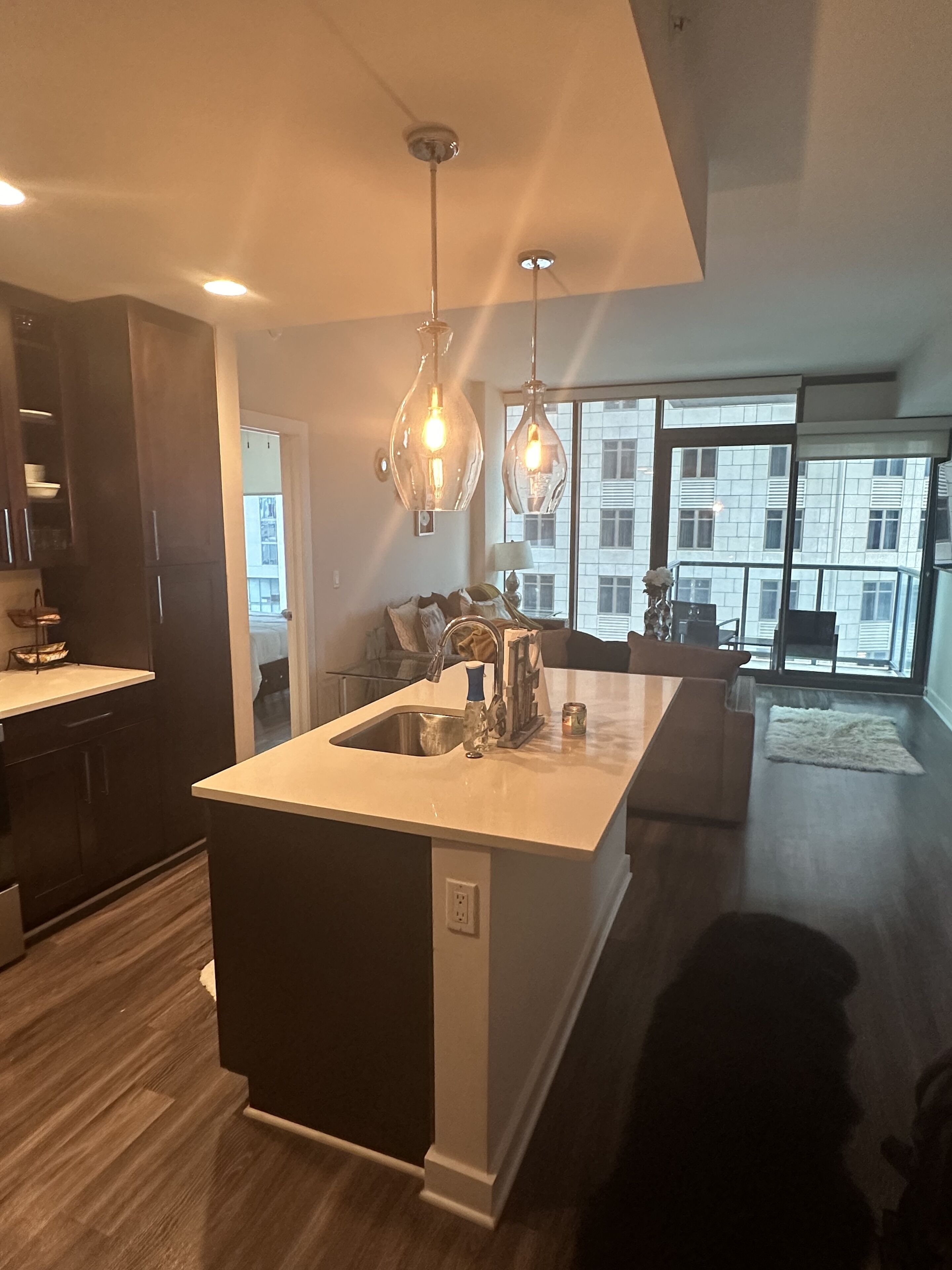 المنشأة من الداخل