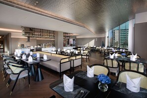 Dining - Ramada By Wyndham Huizhou Double Moon Bay (Huizhou)