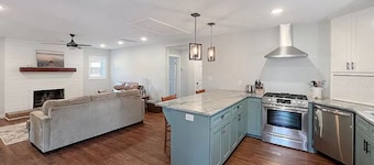 Lake Greenwood Home -- Come refresh in a quiet cove!