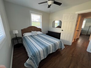 3 bedrooms, free WiFi, bed sheets