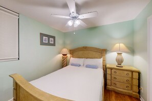 1 bedroom, iron/ironing board, Internet, bed sheets