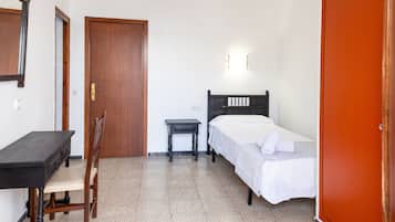 Chambre Simple Standard | Draps fournis