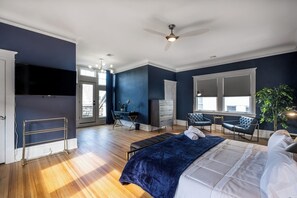 5 chambres, fer et planche à repasser, Wi-Fi, draps fournis