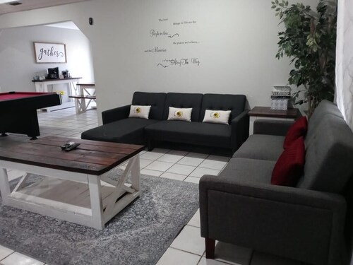 Spacious Home w/ backyard retreat. Enjoy your stay with all the amenities incl.