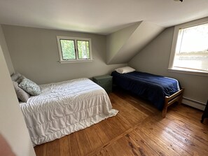 3 chambres, fer et planche Ă repasser, Wi-Fi, literie fournie