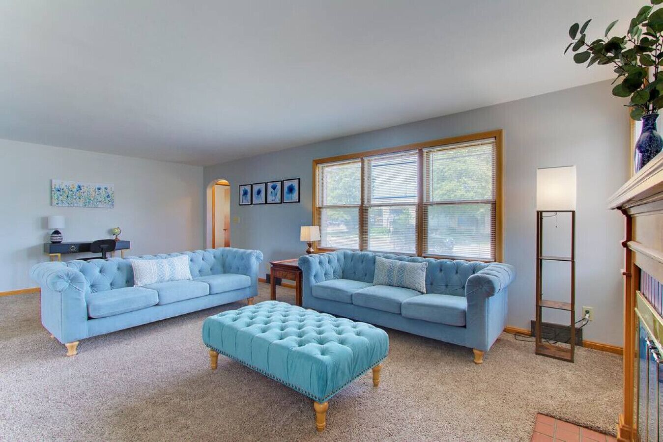 Smart TV, fireplace, offices