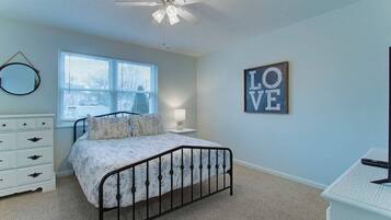 1 quarto, escrivaninha, ferros/tábuas de passar roupa, Wi-Fi