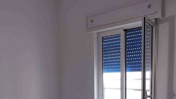 2 bedrooms, iron/ironing board, bed sheets