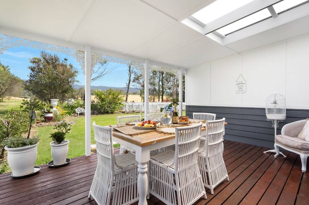 The Dawning – an Elegant Victorian Cottage located in Jaspers Brush near Berry