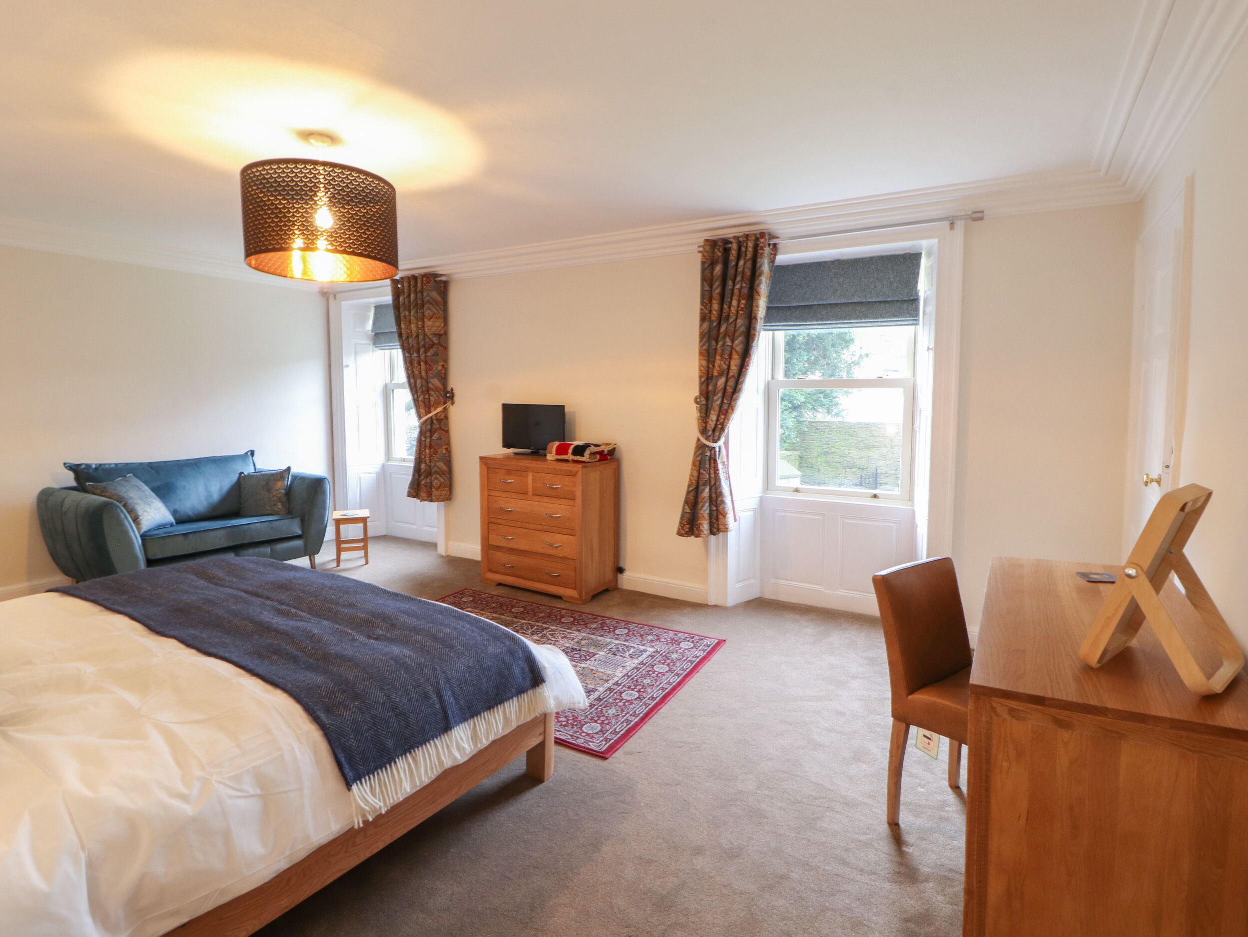 4 bedrooms, individually decorated, individually furnished, free WiFi