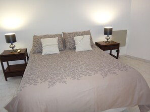 1 bedroom, iron/ironing board, free WiFi, bed sheets