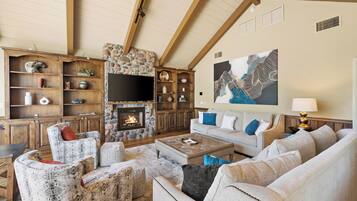 TV connectée, cheminée