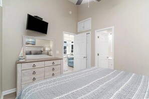 3 bedrooms, free WiFi, bed sheets