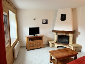 TV