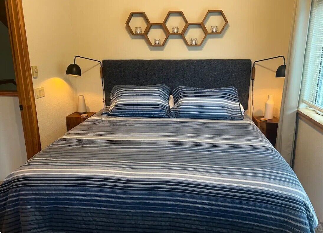 2 bedrooms, WiFi, bed sheets
