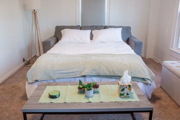 3 slaapkamers, een strijkplank/strijkijzer, wifi, beddengoed