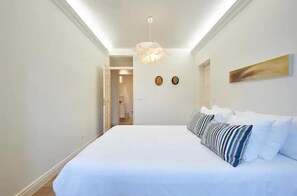 3 bedrooms, iron/ironing board, travel crib, free WiFi