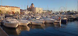 Marina - Quiet house with garden and pool, Saint-Raphaël (Saint-Raphaël)