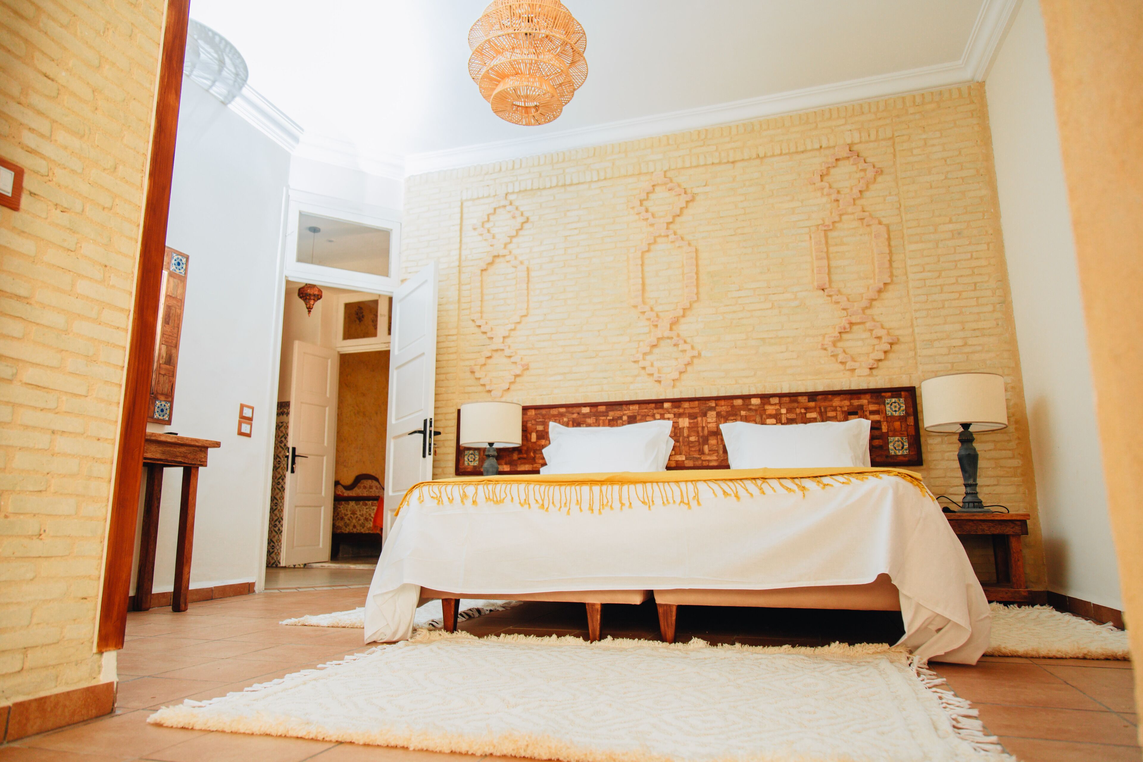 Frette Italian sheets, premium bedding, free WiFi