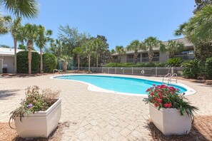 Pool - Serene Cassine- 30A Highway, Walk to Beach, Community Pool, Tennis (Santa Rosa Beach)