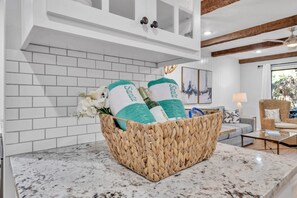 Interior - 6 Bikes! 5-Min Walk to Beach! 2 Pools! Tennis Courts! Family Friendly! (Santa Rosa Beach)