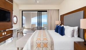 1 bedroom, in-room safe, desk, iron/ironing board