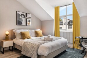 1 bedroom, iron/ironing board, travel crib, free WiFi